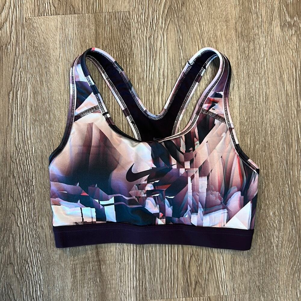 Nike Racerback Sports Bra Size XS Athletic Workout Medium Impact